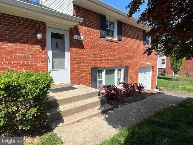 Building Photo - 4616 Willow Run Dr