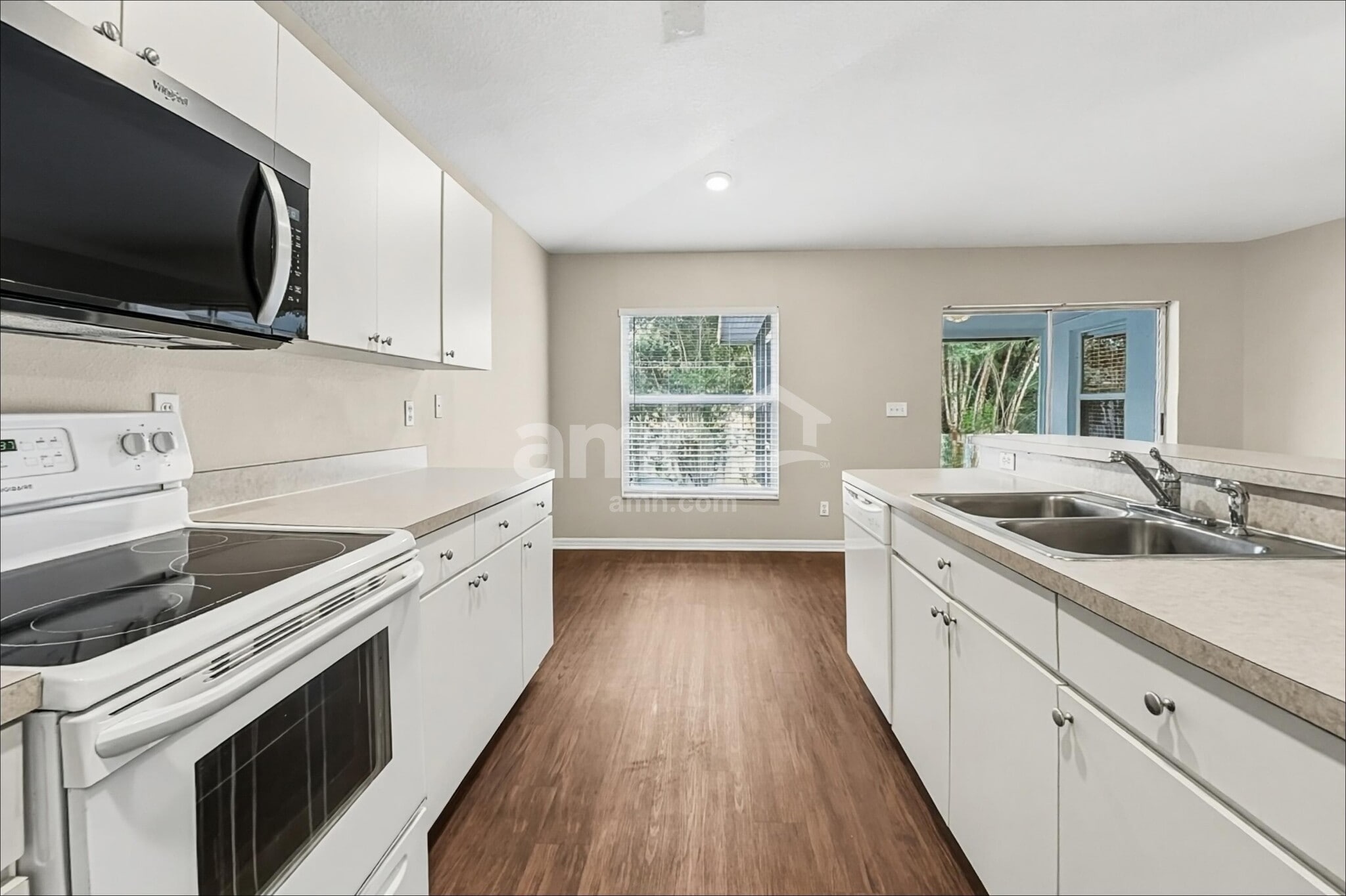 Building Photo - 1212 Dragon Head Dr
