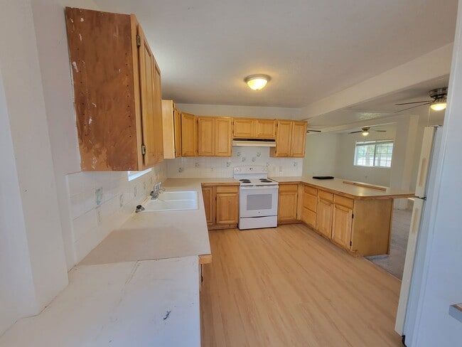 Building Photo - 3 Bed 2 Bath in Cusick