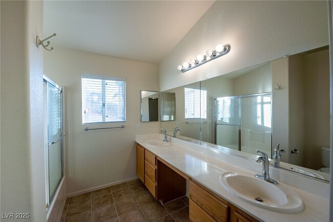 Building Photo - 273 Manzanita Ranch Ln