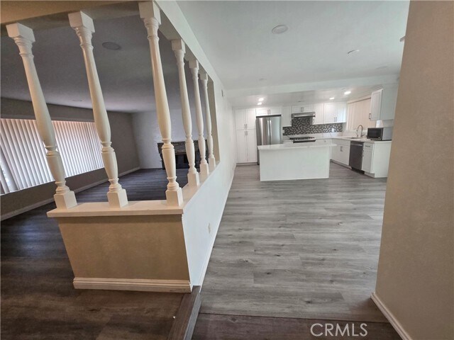 Building Photo - 335 Abogado Ave