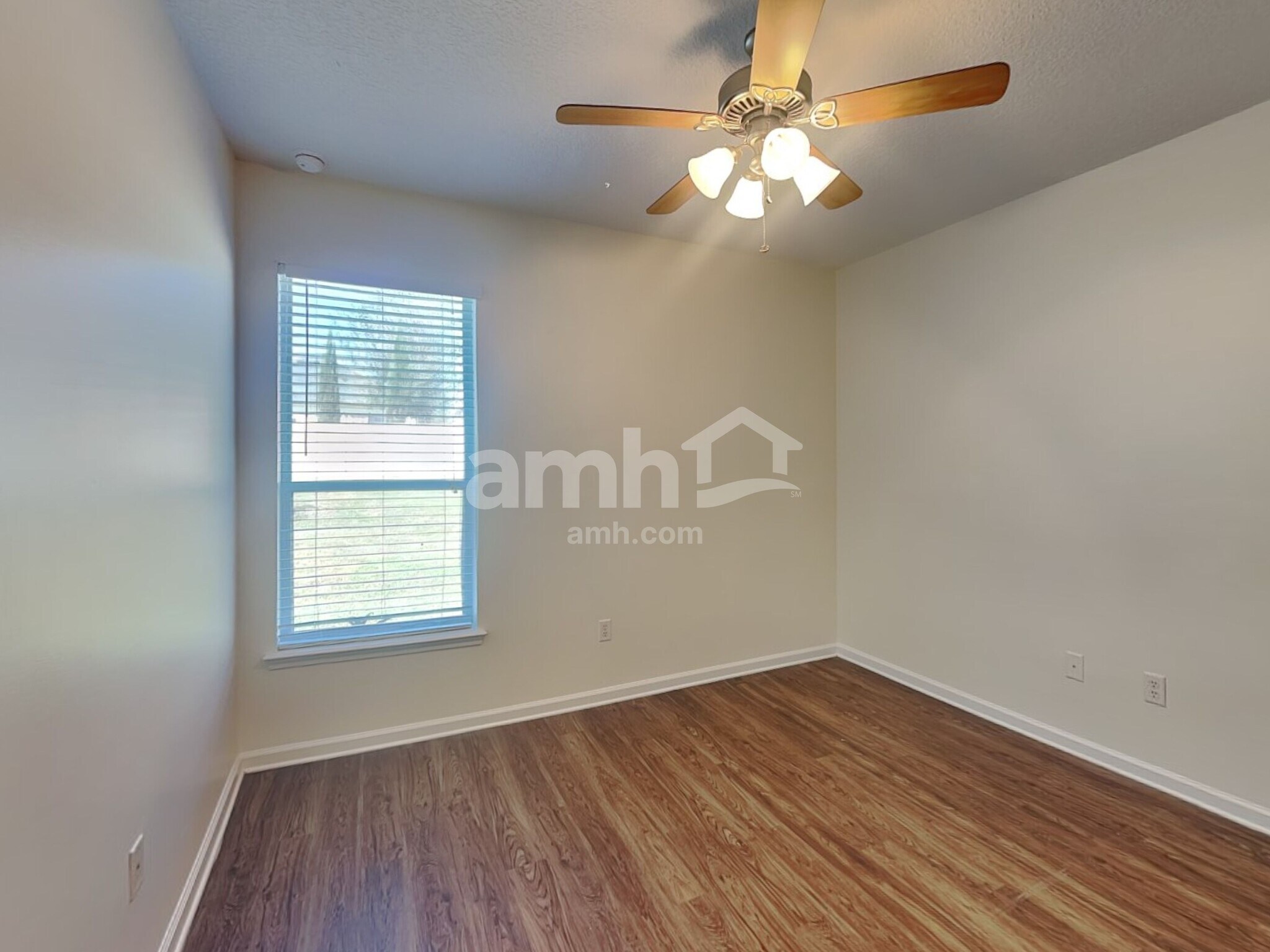 Building Photo - 2532 Creekfront Dr