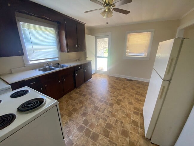 Building Photo - 2/1 Located in Cleveland County, NC near S...