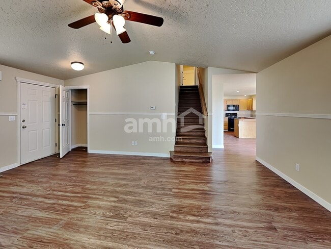 Building Photo - 634 Driftwood Ln