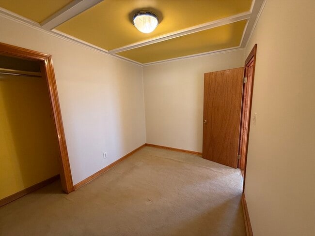 Building Photo - 38 Friend St