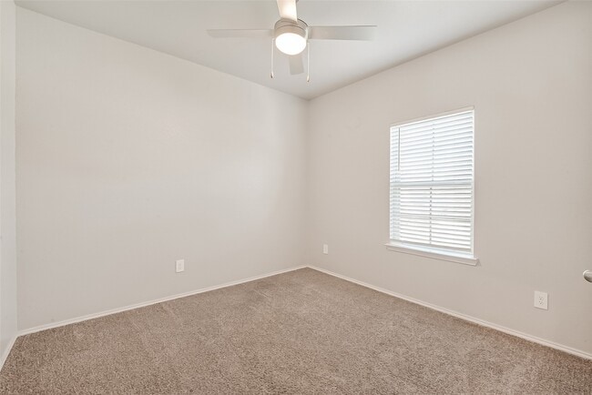 Building Photo - 21500 Rustic Elm Dr
