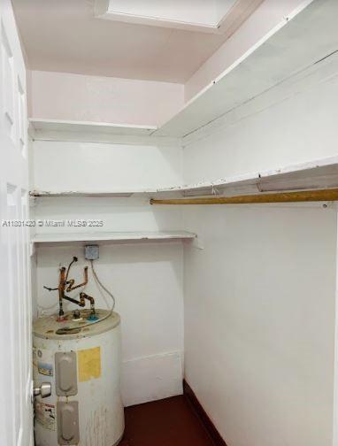 Building Photo - 691 NE 86th St