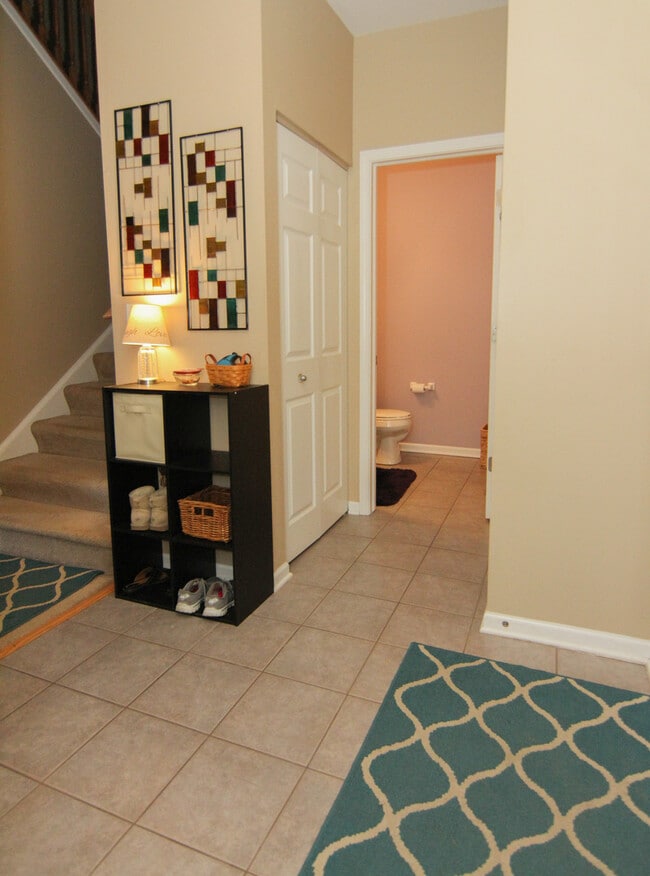 Building Photo - 2930 Glacier Way