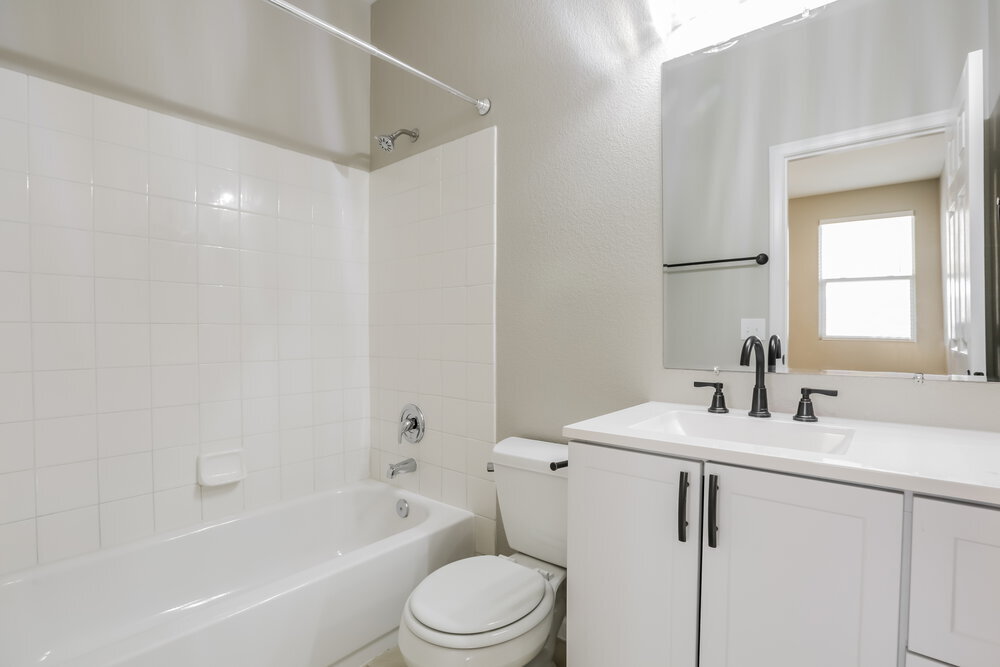 Building Photo - 8139 W Ficus Dr