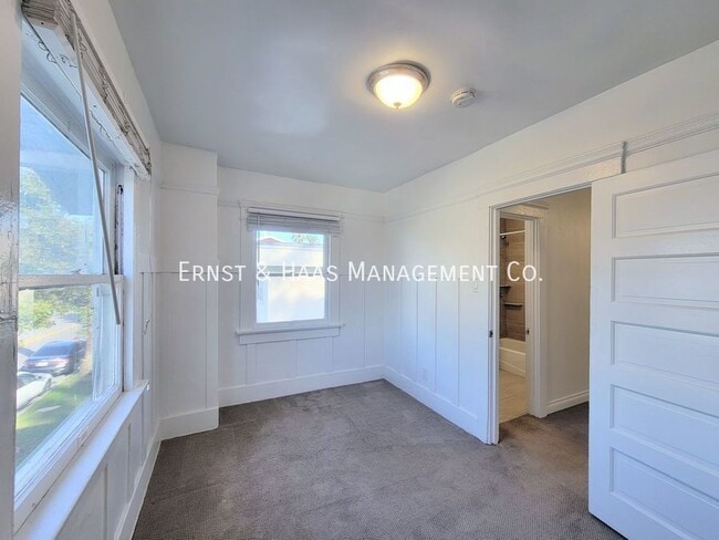Building Photo - 546 Lime Ave
