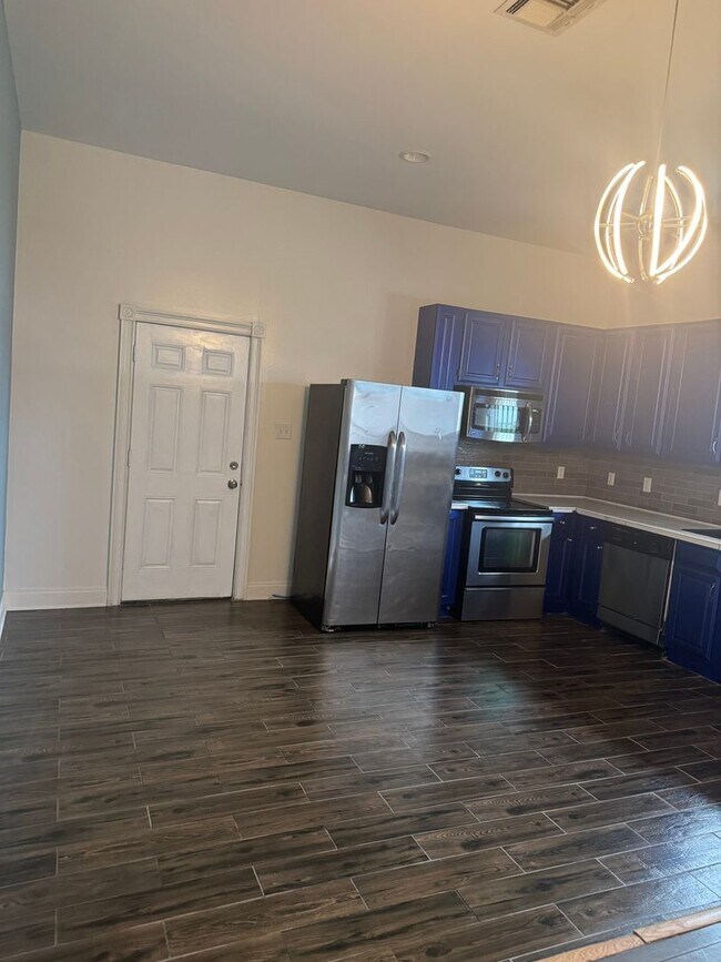 Building Photo - Charming 4BR House in New Orleans