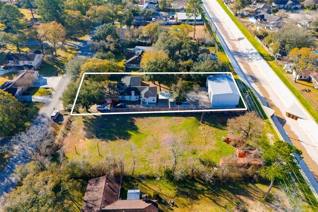 Building Photo - 11407 Iberia Dr