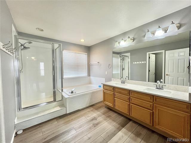 Building Photo - 5492 S Sicily Way