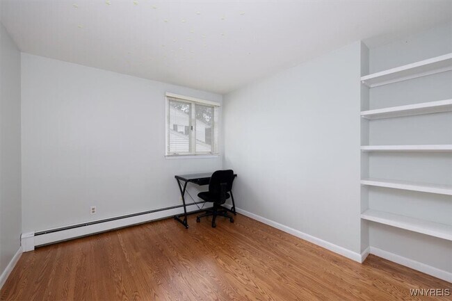 Building Photo - 39 Halwill Dr