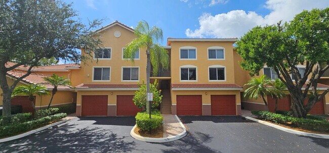 Building Photo - 400 Scotia Dr
