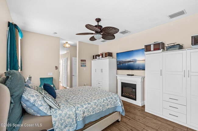 Building Photo - 273 Wading Bird Cir SW