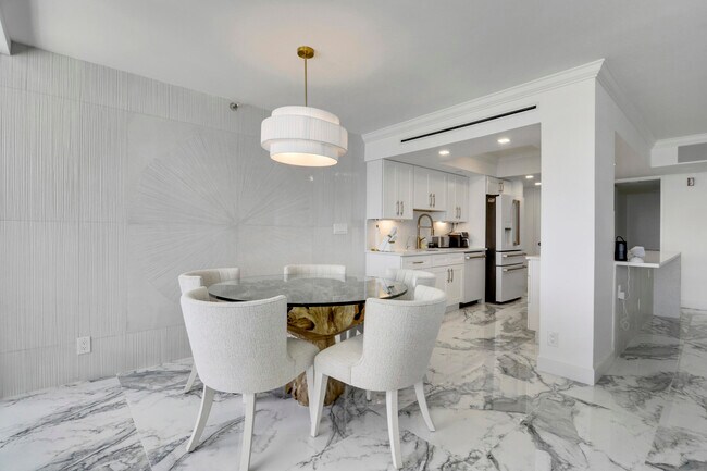 Building Photo - 5280 N Ocean Dr