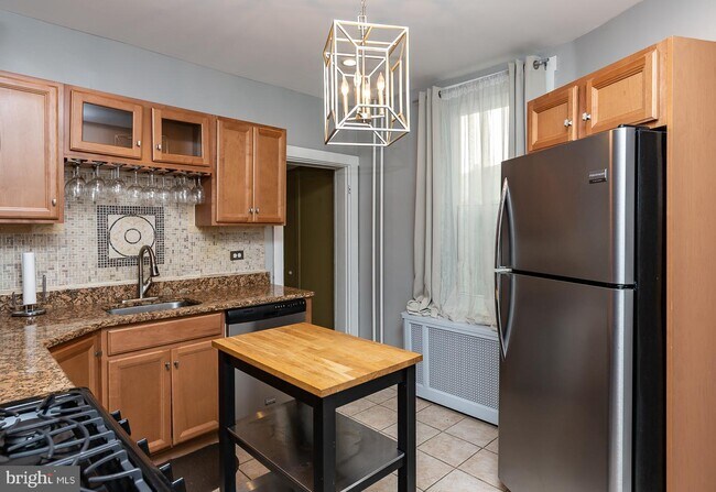 Building Photo - 4312 Dobson St