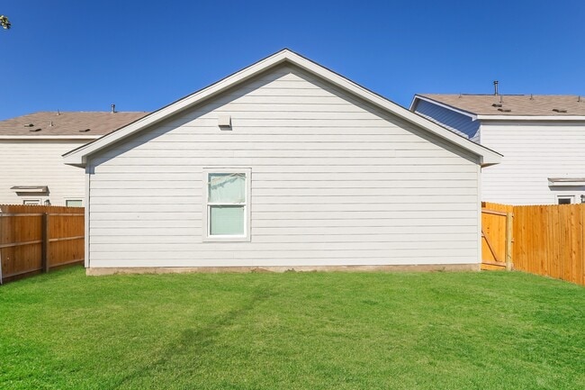 Building Photo - 4332 Levee Rdg