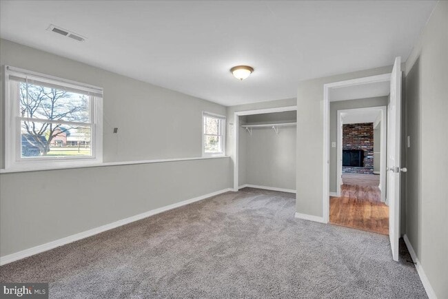 Building Photo - 301 County House Rd