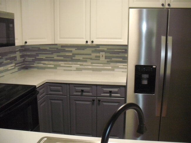 Building Photo - 554 Cahaba Manor Dr