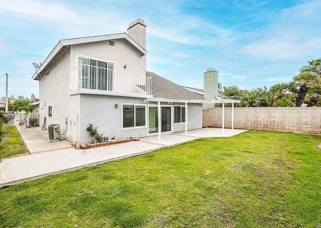 Building Photo - 27 Columbus