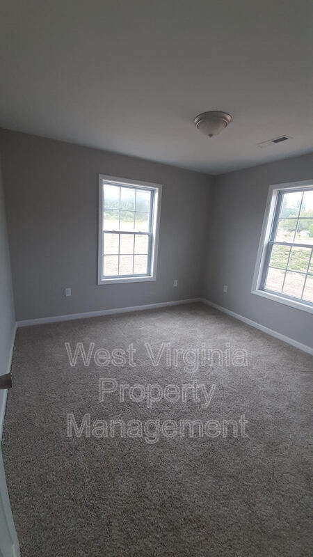 Building Photo - 726 Circleview Dr