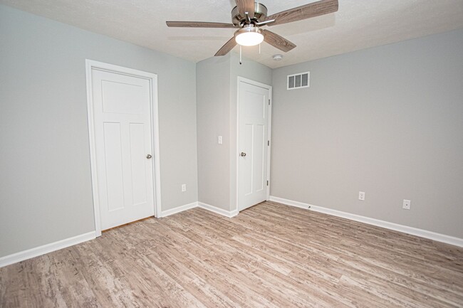 Building Photo - 412 Eagle Pointe Dr