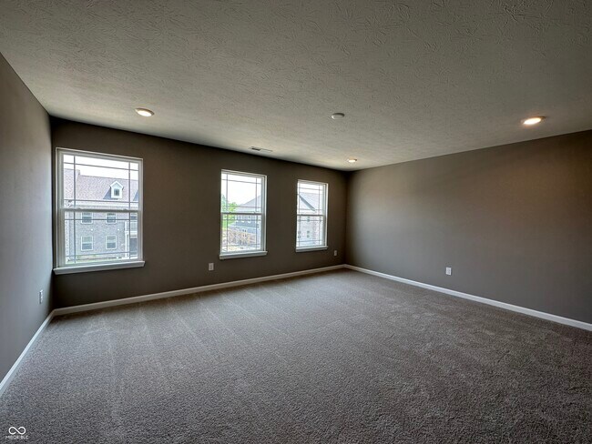 Building Photo - 2838 Maricopa Blvd