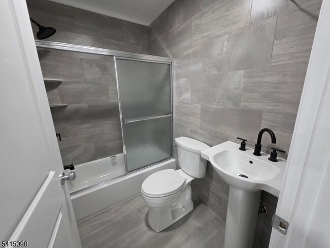 Building Photo - 260 Trenton Ave