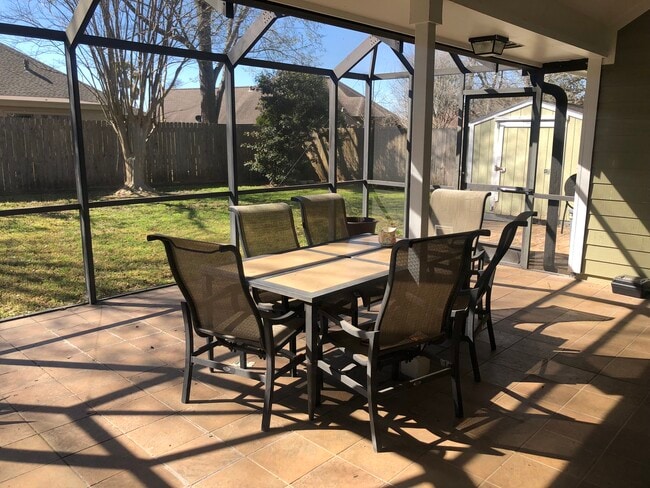 Building Photo - 106 Stony Point Ct