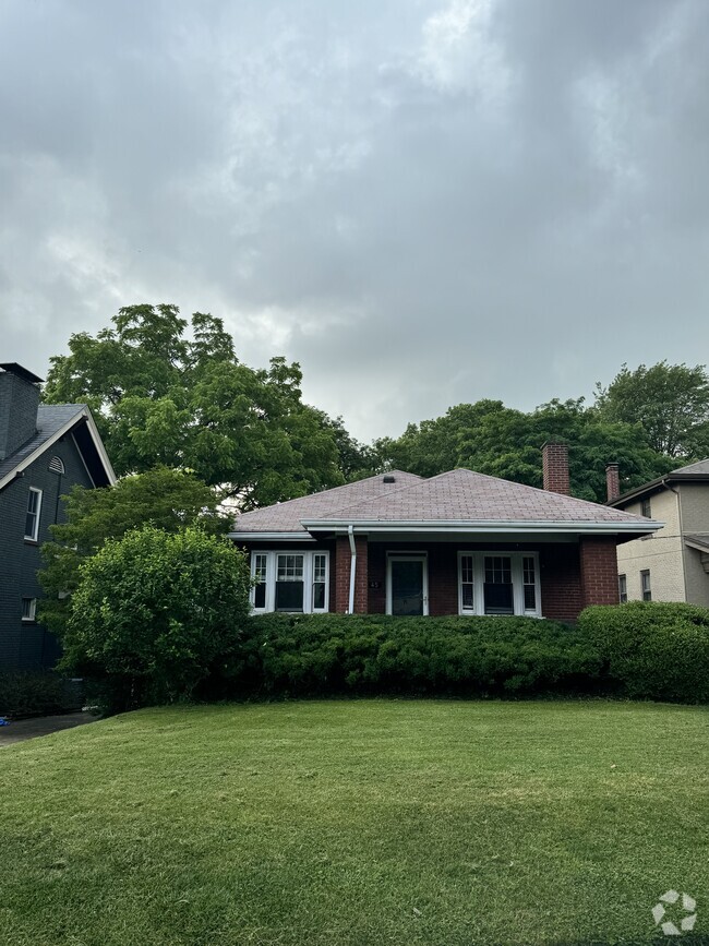 Location! Location! Easy living in the heart of Ft. Thomas. - 45 Hartweg Ave
