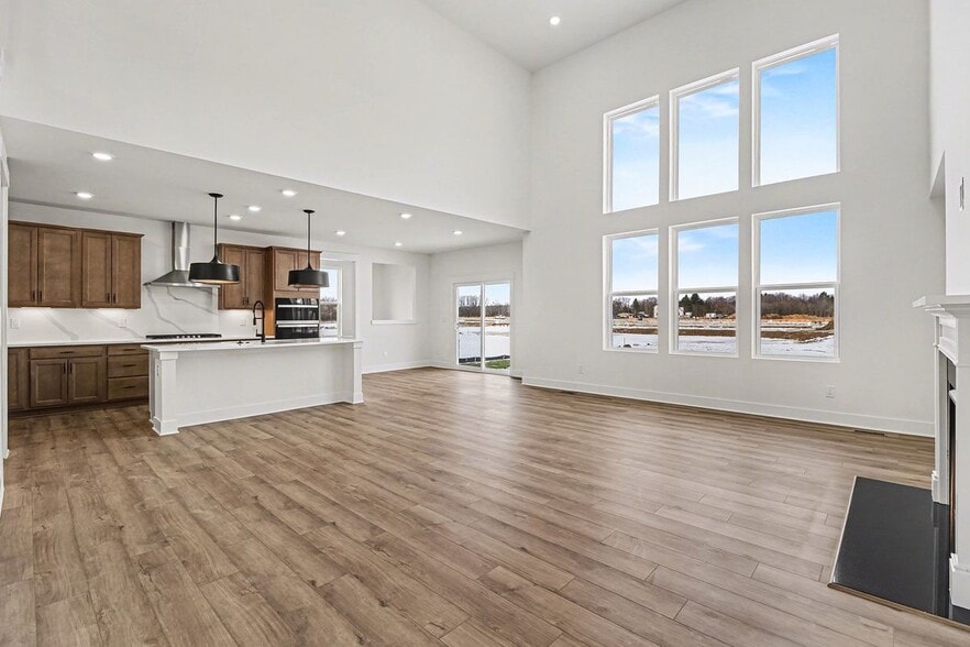 Building Photo - 3631 Downing Rd