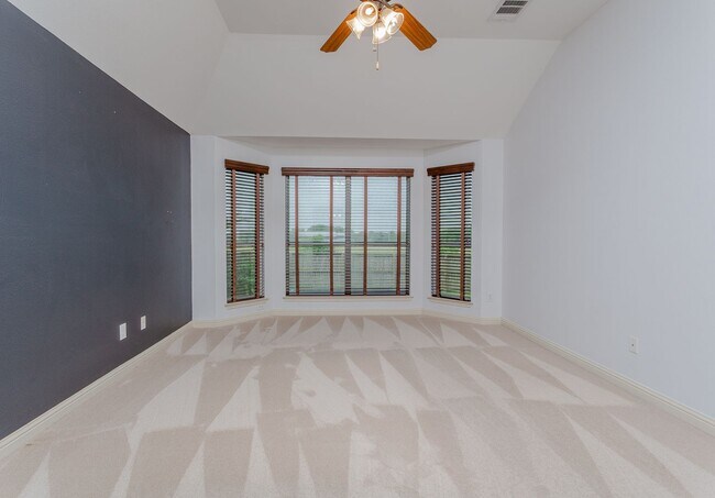 Building Photo - Your Ideal Home Awaits – 4BR, 3BA & More!