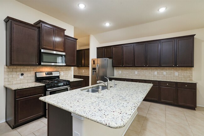 Building Photo - 14022 White Cloud Ln