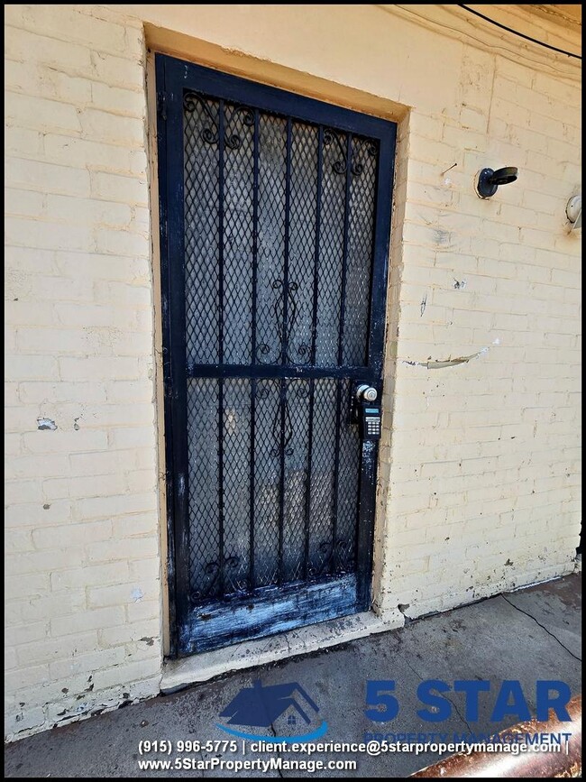 Building Photo - 1 bedroom in El Paso TX 79903