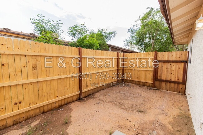 Building Photo - 4644 E Caballero St