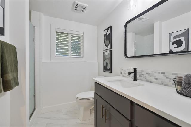 Building Photo - 2446 E 49th Ave