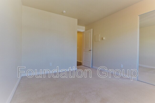 Building Photo - 2405 NW 65th St