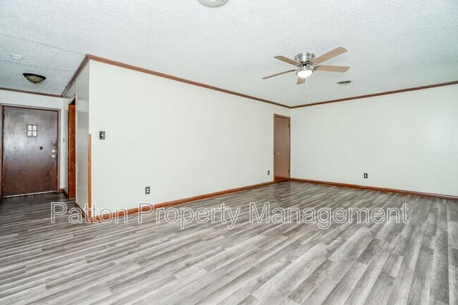 Building Photo - 1703 Pecos St