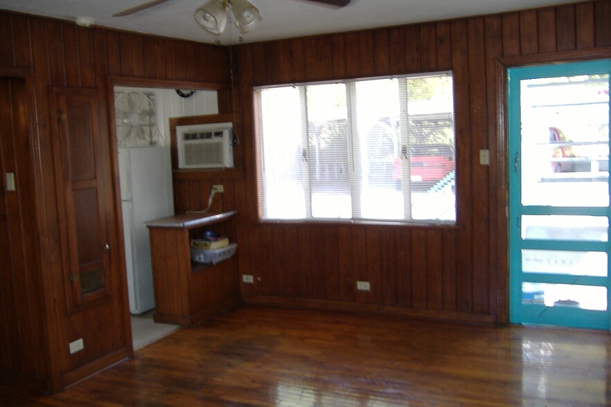 Building Photo - 324 Claremont Ave