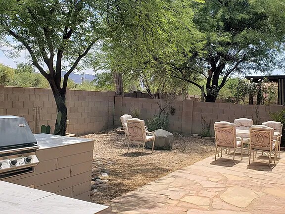 Building Photo - 1853 W Waterleaf Dr