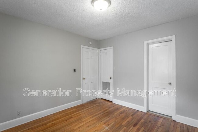 Building Photo - 538 Wando Dr