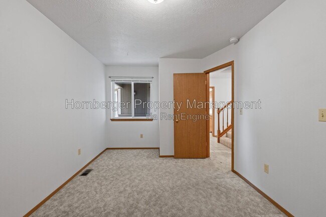 Building Photo - 1603 E 33rd Ave