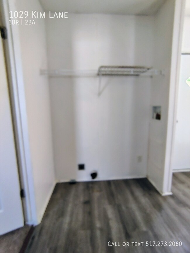 Building Photo - 1029 Kim Ln