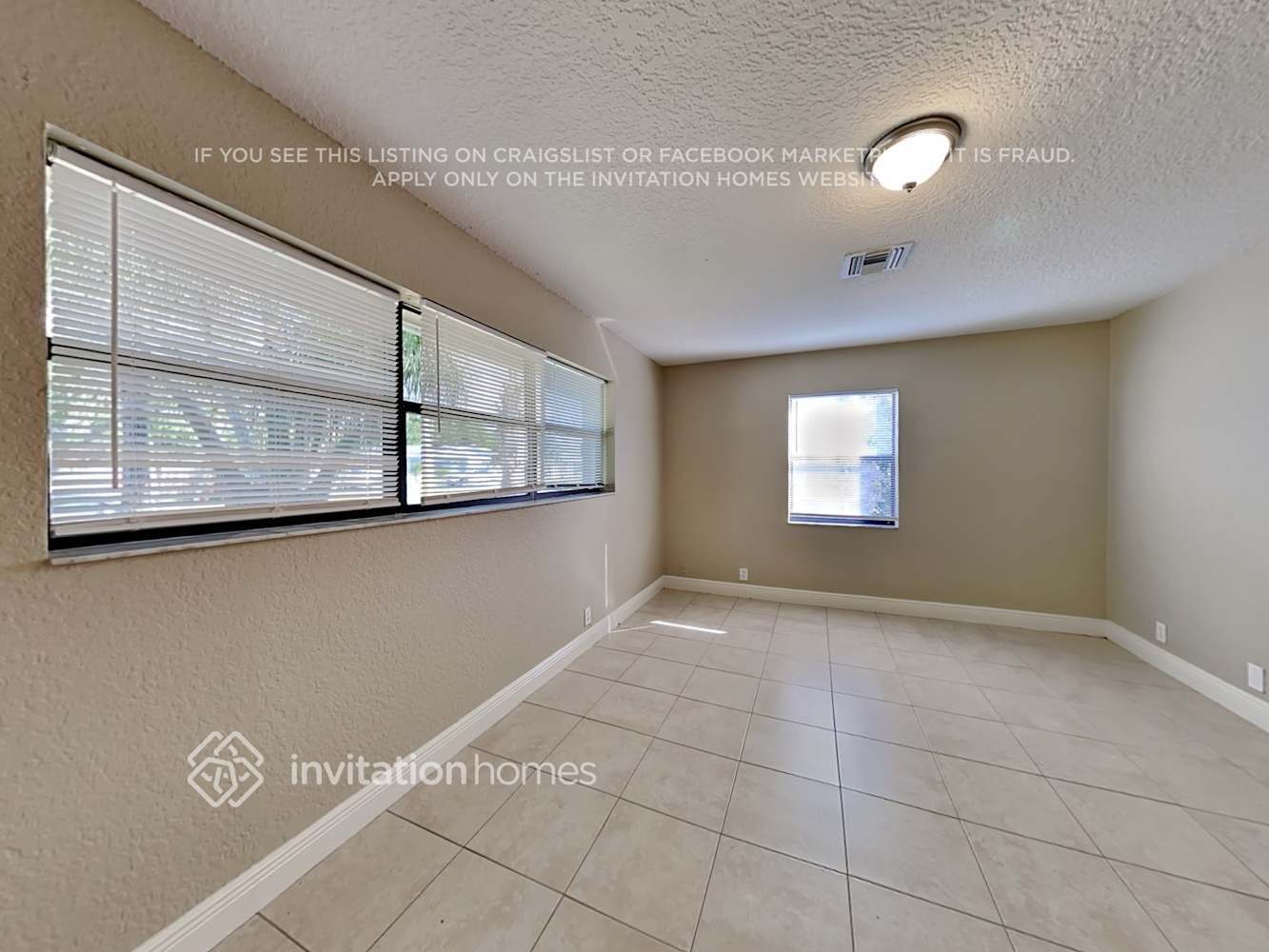 Building Photo - 2490 Florida Mango Rd