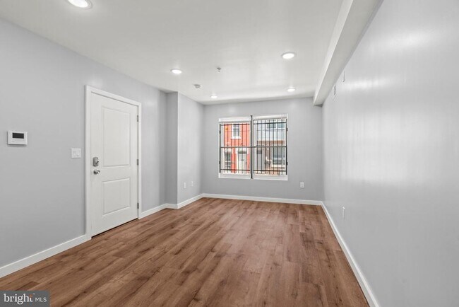 Building Photo - 1840 N Bouvier St