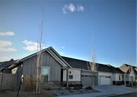 Building Photo - 1704/1706 Danny Boy Lane Duplex