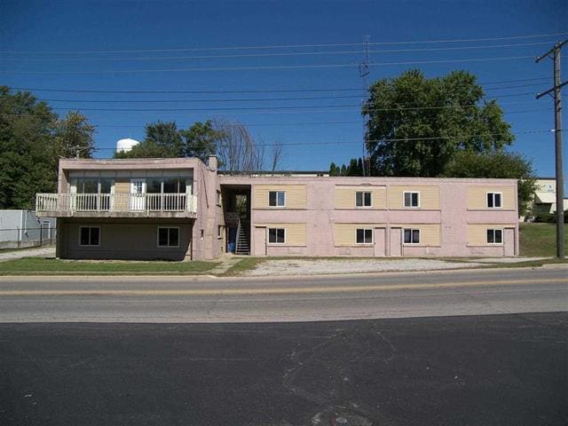 Primary Photo - 77 Kings Hwy
