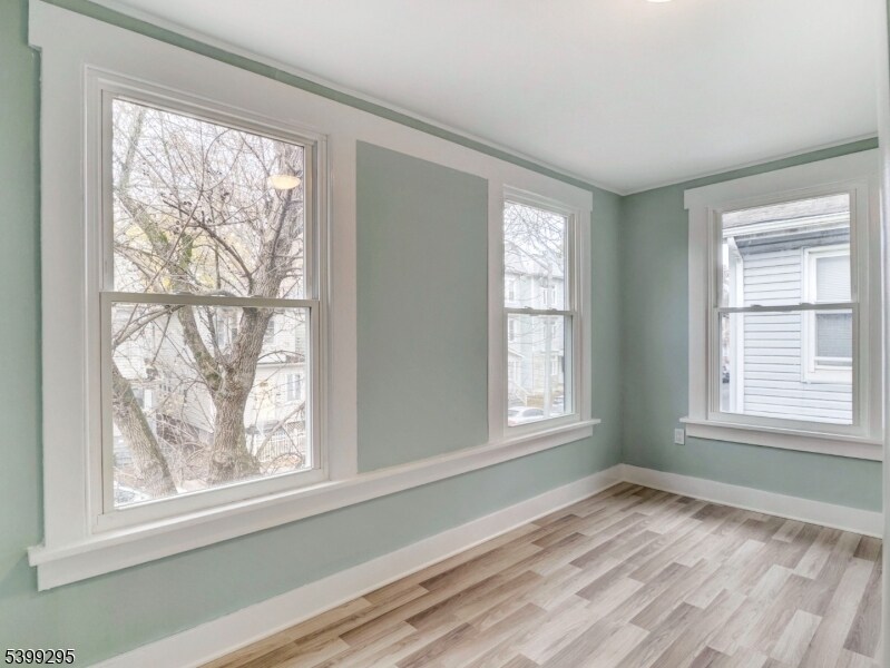 Building Photo - 258 Amherst St